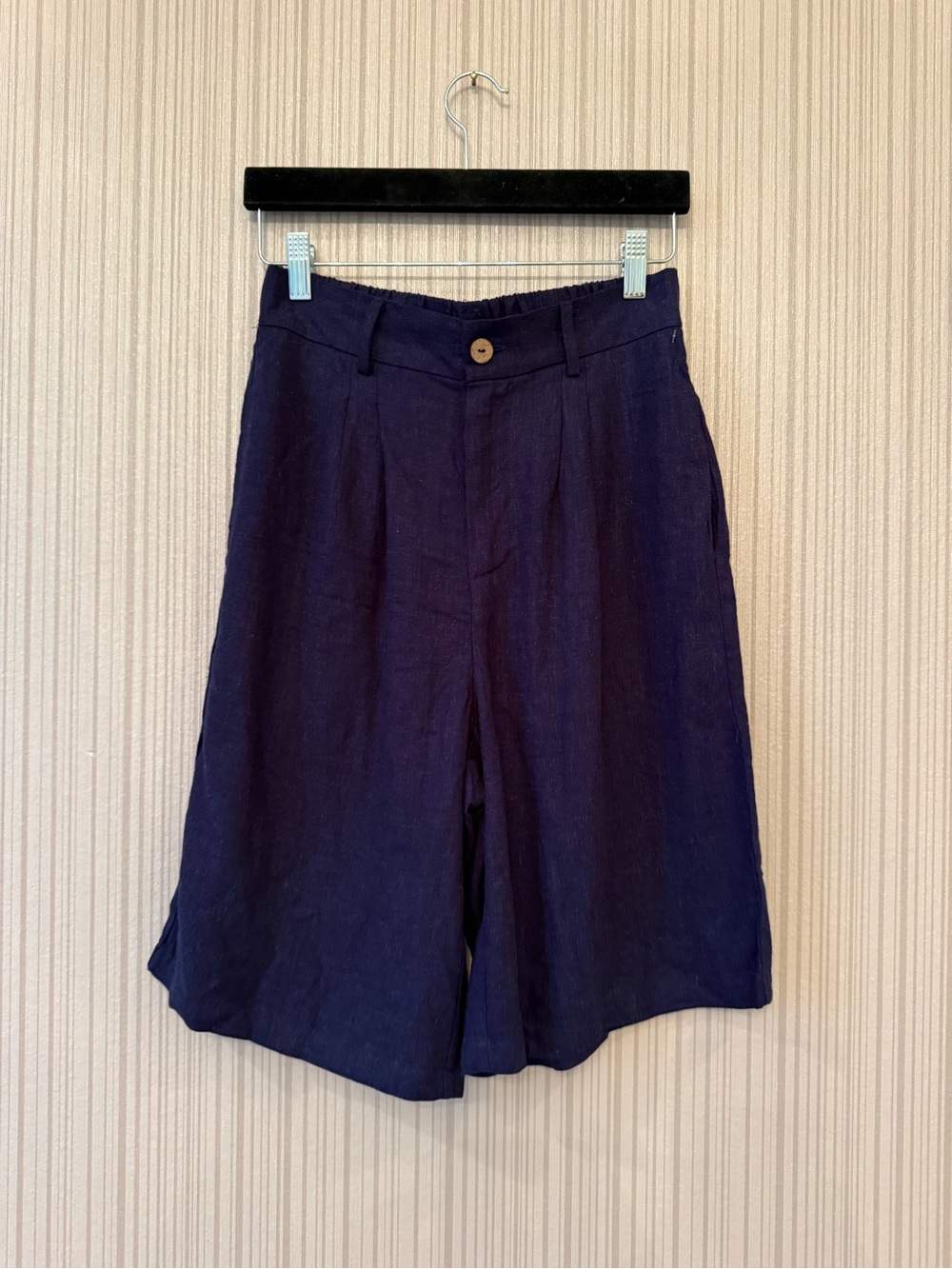 Navy Wide-Leg Bermuda linen Women’s Shorts